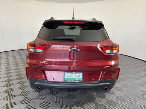 Used 2022 Chevrolet TrailBlazer RS w/ Sun and Liftgate Package AWD/4WD image 5