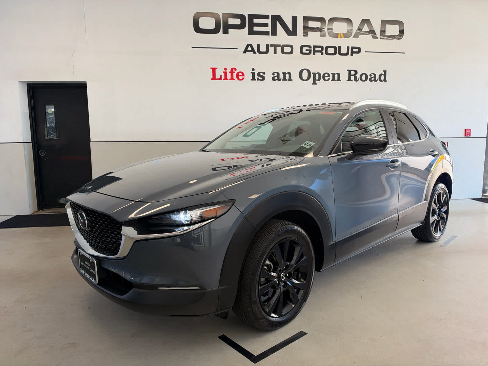 Used 2024 MAZDA CX-30 AWD 2.5 S w/ Preferred Package image 1