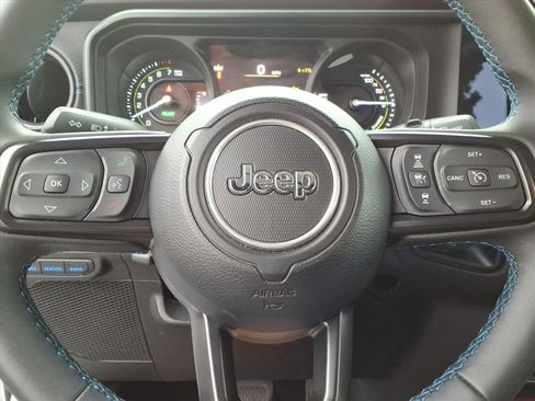 Used 2024 Jeep Wrangler Unlimited Rubicon 4xe image 24