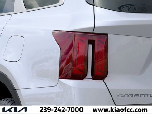 New 2026 Kia Sorento S w/ S Panoramic Sunroof Package AWD/4WD image 11