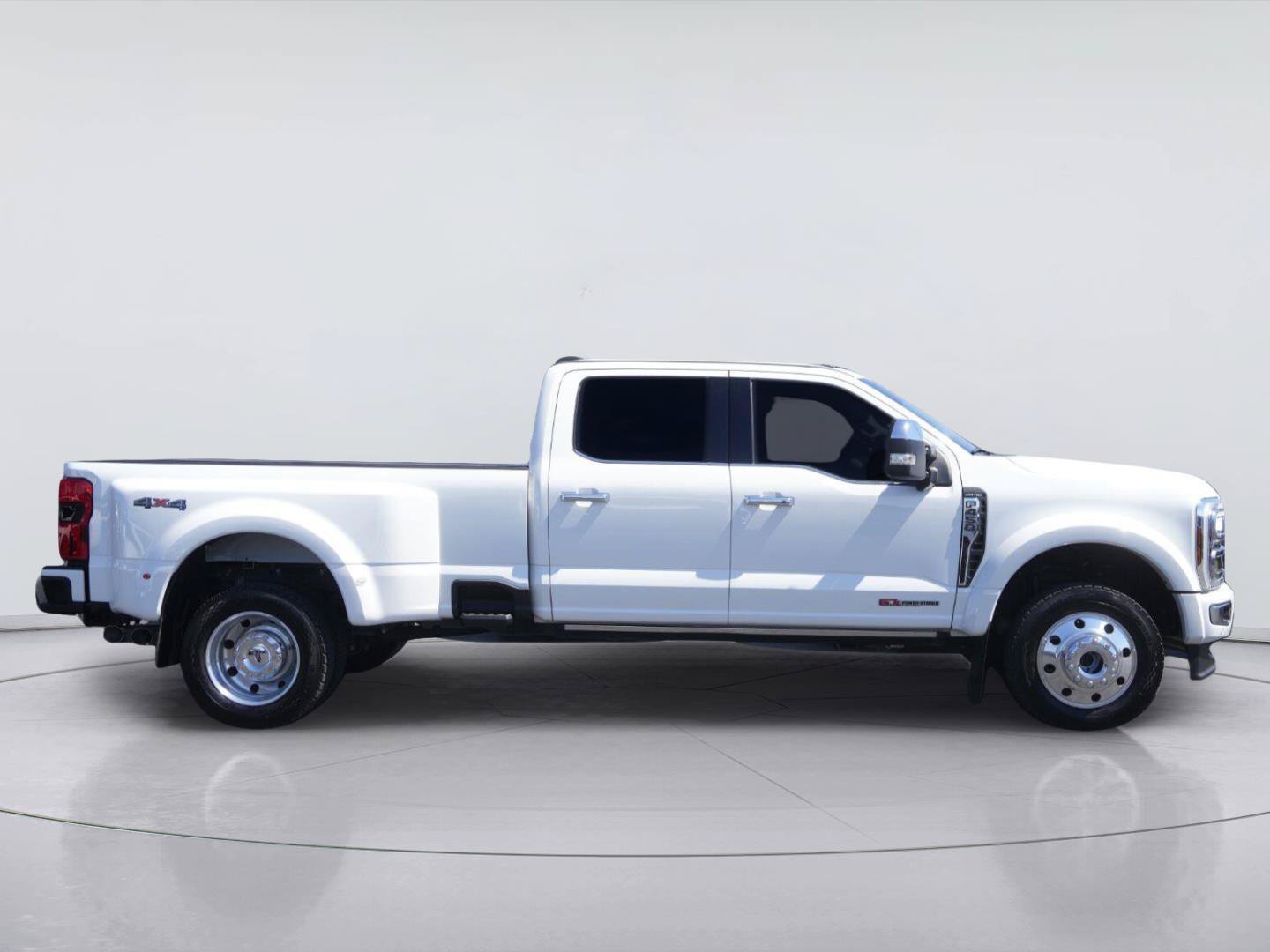 Used 2024 Ford F450 Limited AWD/4WD image 5