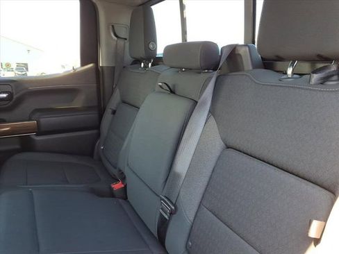 Used 2019 Chevrolet Silverado 1500 LT Trail Boss AWD/4WD image 15