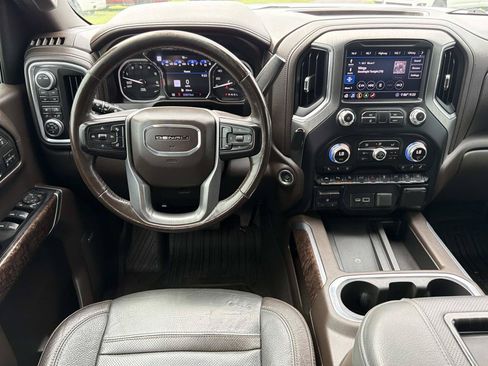 Used 2020 GMC Sierra 1500 Denali w/ Denali Ultimate Package AWD/4WD image 18