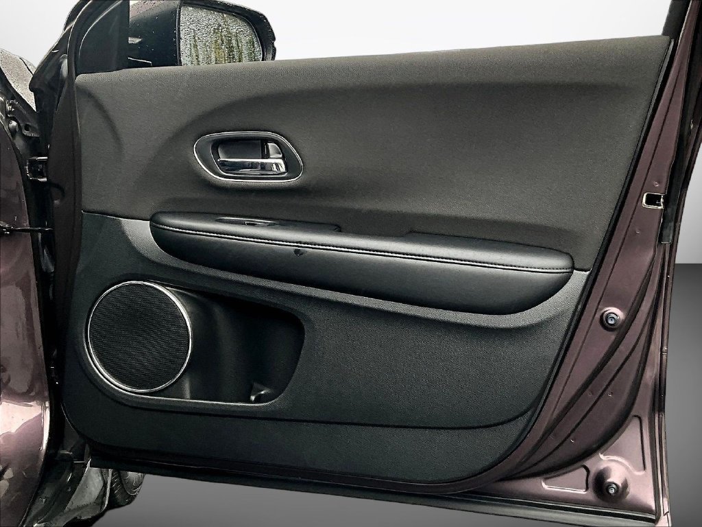 Used 2019 Honda HR-V EX image 28