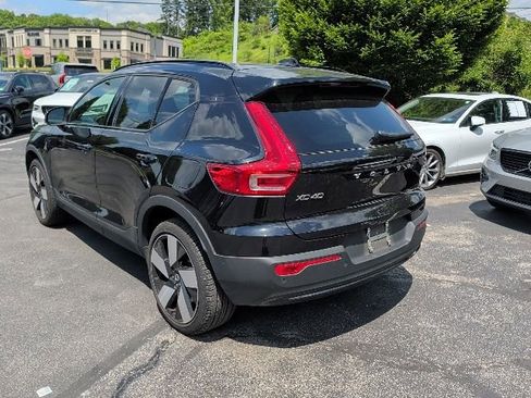 Used 2023 Volvo XC40 Recharge Plus AWD/4WD image 8