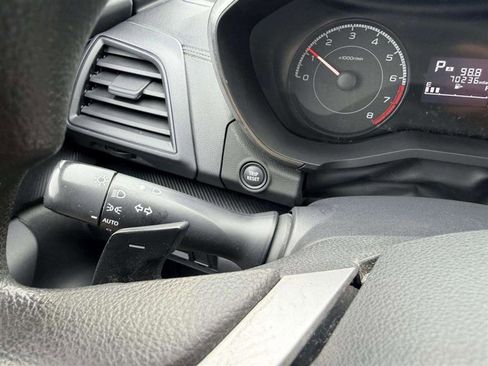 Used 2018 Subaru Impreza 2.0i Premium image 35