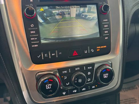 Used 2016 GMC Acadia SLT w/ Premium Edition FWD image 23