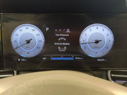 Used 2024 Hyundai Elantra SEL FWD image 23