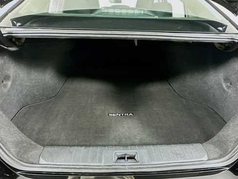 Used 2025 Nissan Sentra SV image 31