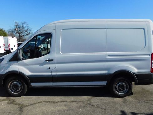 Used 2019 Ford Transit 150 130 Medium Roof image 4