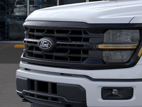 New 2026 Ford F150 XLT w/ XLT Black Appearance Package AWD/4WD image 17