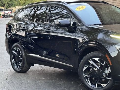 Used 2024 Kia Sportage SX image 3
