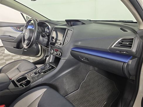 Used 2019 Subaru Crosstrek Hybrid w/ Moonroof Package w/Navigation image 20