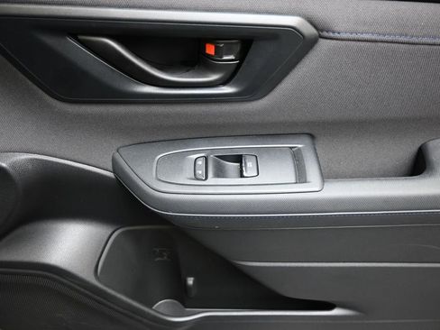 Certified 2025 Subaru Forester Premium AWD/4WD image 11