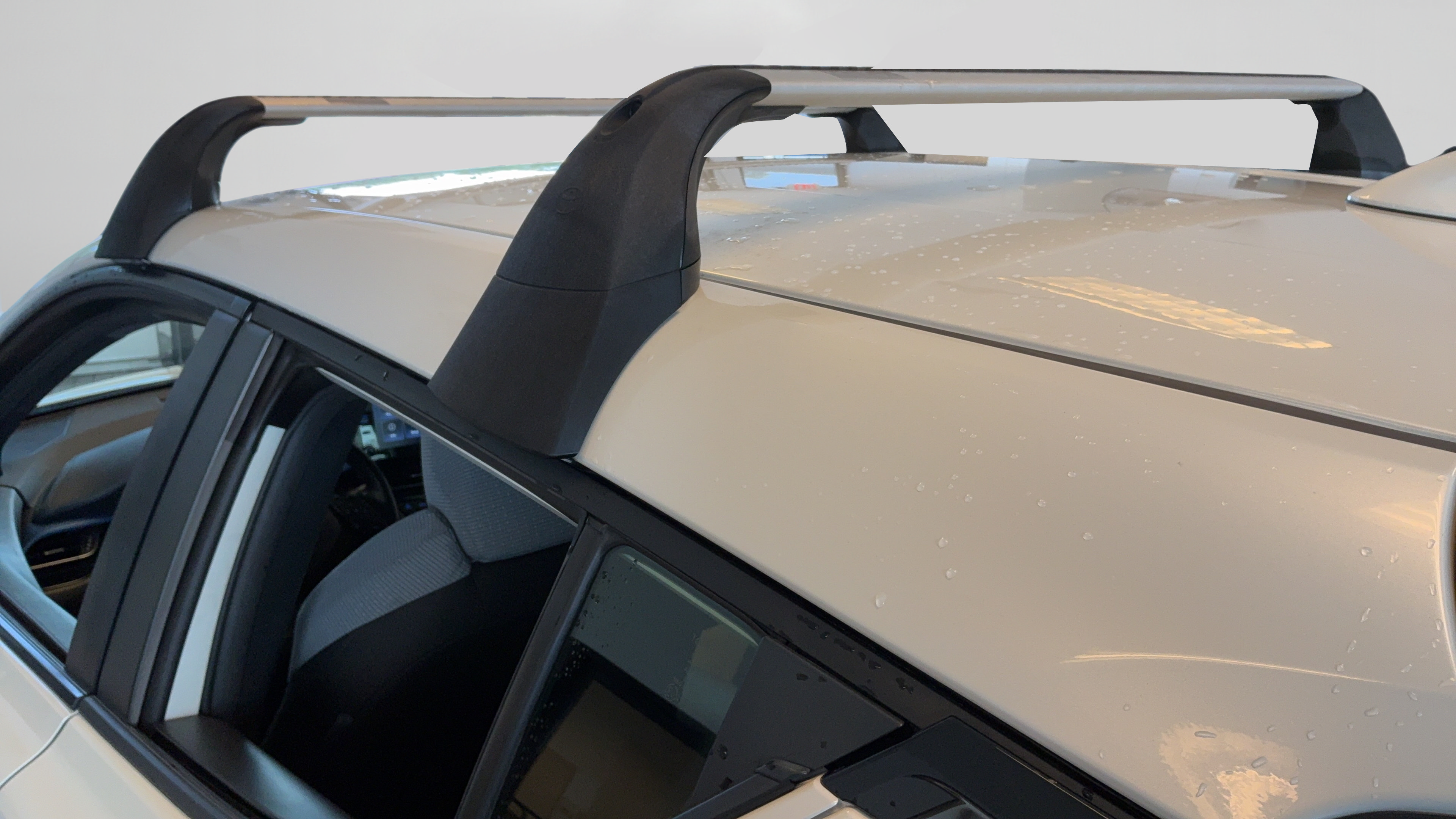 Used 2019 Toyota C-HR XLE FWD image 38