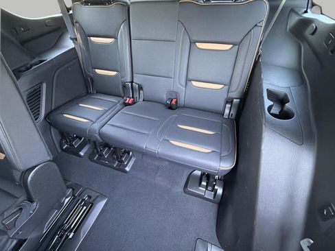 Used 2021 GMC Yukon AT4 w/ Rear Media and Nav Package AWD/4WD image 60