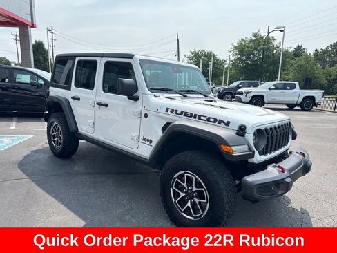 Used 2025 Jeep Wrangler Unlimited Rubicon AWD/4WD image 9