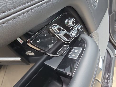 Used 2021 Land Rover Range Rover P525 Westminster Edition image 8