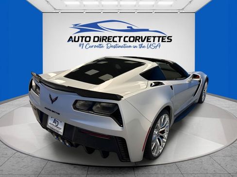 Used 2019 Chevrolet Corvette Z06 RWD image 9