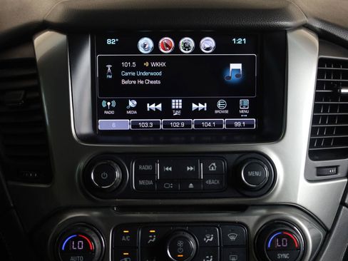 Used 2018 Chevrolet Tahoe LT AWD/4WD image 40