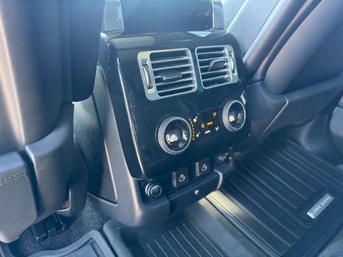 Used 2022 Land Rover Range Rover Westminster Edition image 15