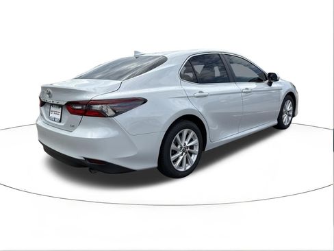 Used 2024 Toyota Camry LE FWD image 3
