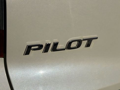 Used 2019 Honda Pilot EX image 34