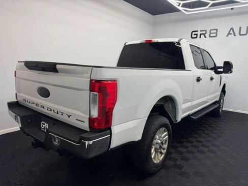 Used 2017 Ford F250 XLT w/ FX4 Off-Road Package AWD/4WD image 8