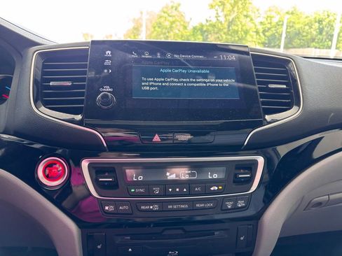 Used 2021 Honda Pilot Touring image 25