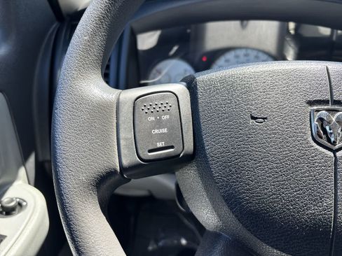 Used 2011 Dodge Dakota Big Horn RWD image 13