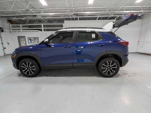 Used 2023 Chevrolet TrailBlazer ACTIV image 12