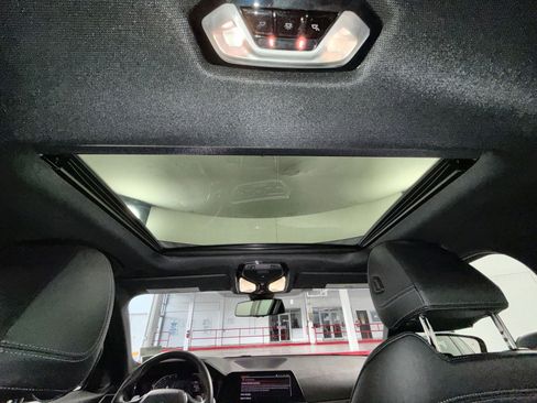 Used 2022 BMW 330i xDrive Sedan w/ Premium Package 2 image 24