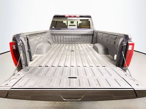 Used 2024 GMC Sierra 2500 Denali w/ Denali Reserve Package AWD/4WD image 27