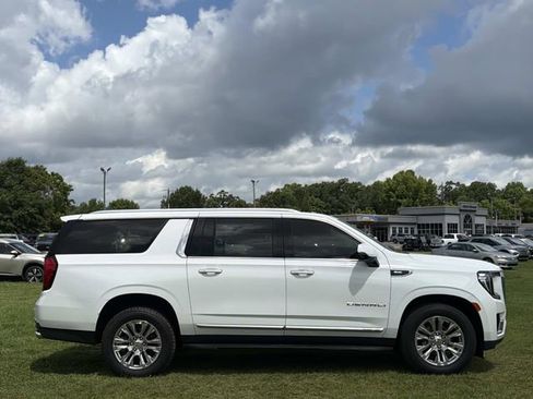 Used 2021 GMC Yukon XL Denali RWD image 5