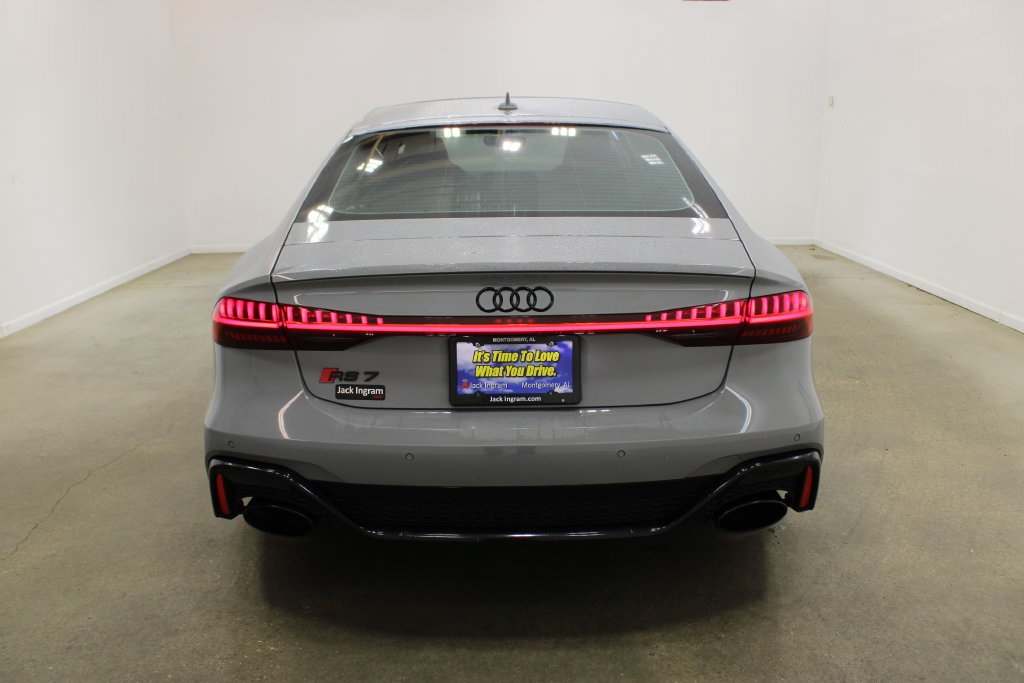 Used 2023 Audi RS 7 Sportback AWD/4WD image 4