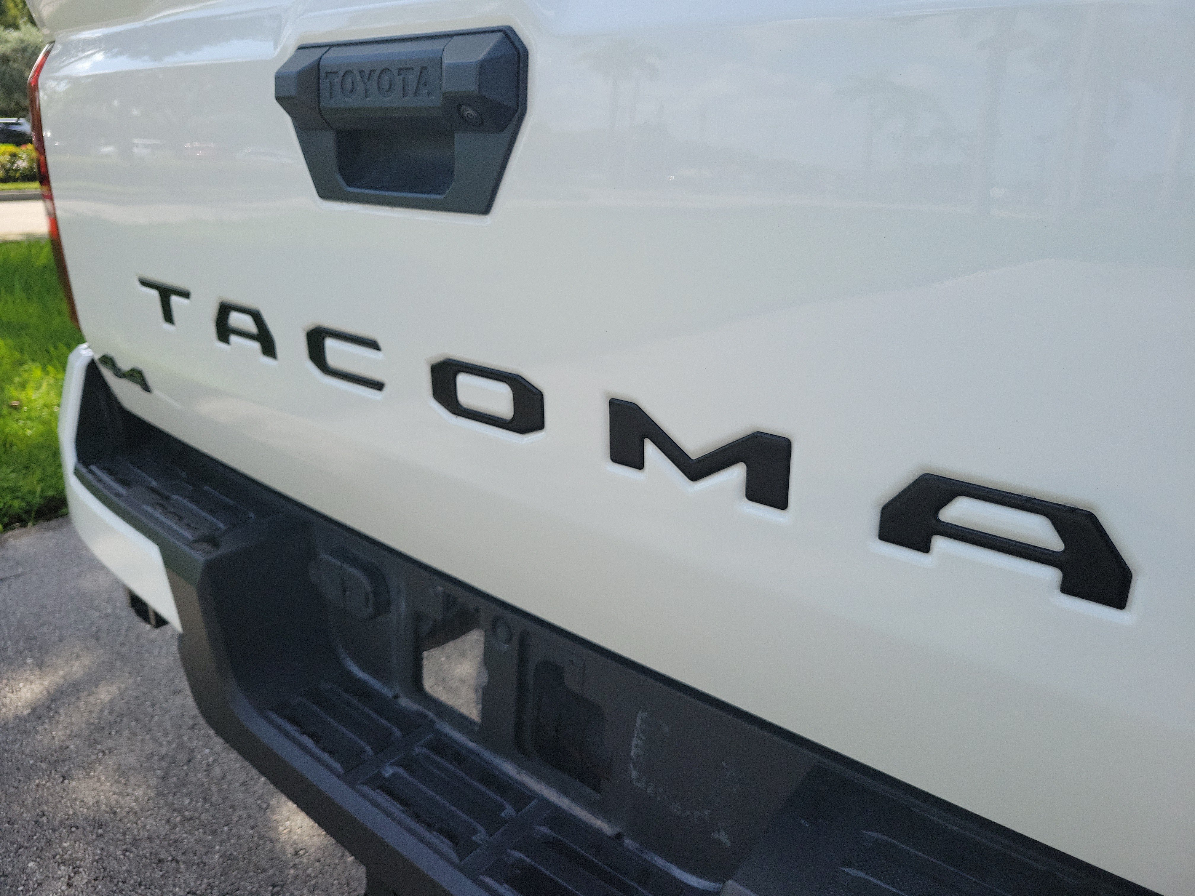 Certified 2025 Toyota Tacoma TRD Sport AWD/4WD image 10
