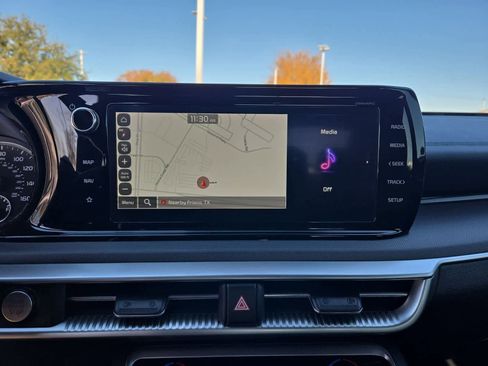 Used 2023 Kia K5 GT-Line image 25