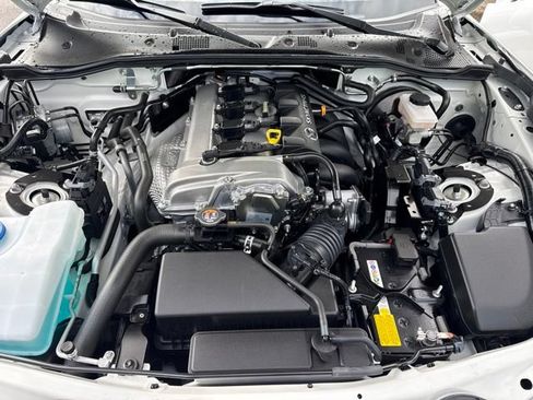 Used 2026 MAZDA MX-5 Miata RF Grand Touring RWD image 16