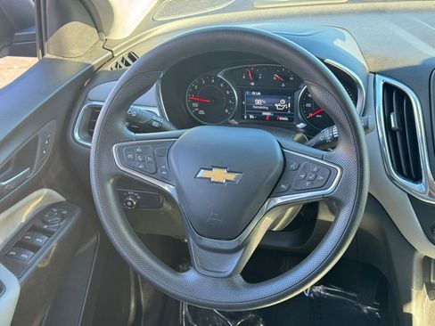 Used 2024 Chevrolet Equinox LS w/ LS Convenience Package image 17