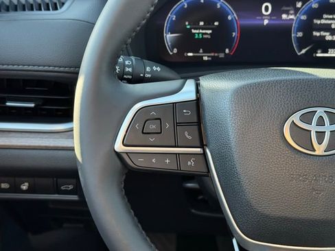 Certified 2026 Toyota Grand Highlander Limited AWD/4WD image 27