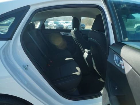 Used 2024 Kia Forte LX image 22