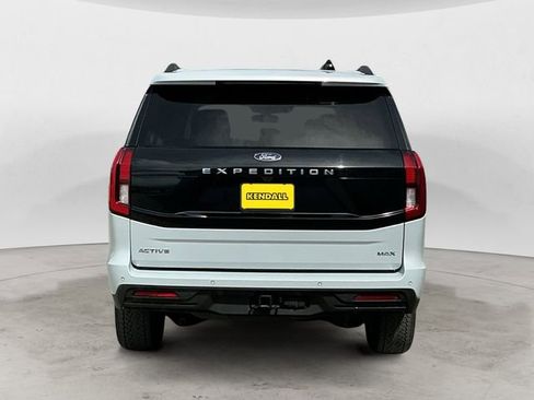 Certified 2025 Ford Expedition Max Active AWD/4WD image 4