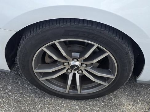 Used 2016 Ford Mustang Premium RWD image 15