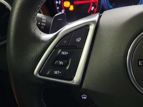 Used 2016 Chevrolet Camaro SS image 13