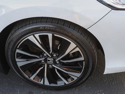 Used 2016 Honda Accord EX-L image 14