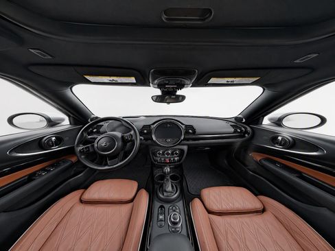 Used 2022 MINI Cooper Clubman S FWD image 12