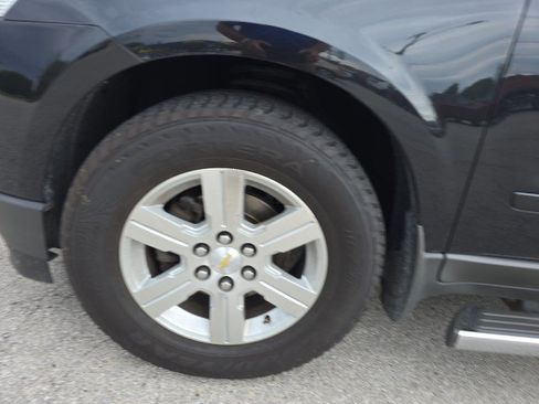 Used 2011 Chevrolet Traverse LT w/ LPO, 'HIT The Road' Package FWD image 12