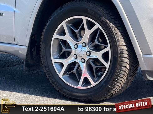 Used 2020 Jeep Grand Cherokee Overland image 29
