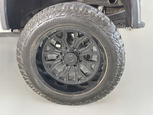 Used 2020 Chevrolet Silverado 2500 LTZ w/ LTZ Plus Package RWD image 35
