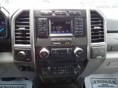Used 2019 Ford F250 XL w/ Power Equipment Group RWD image 22